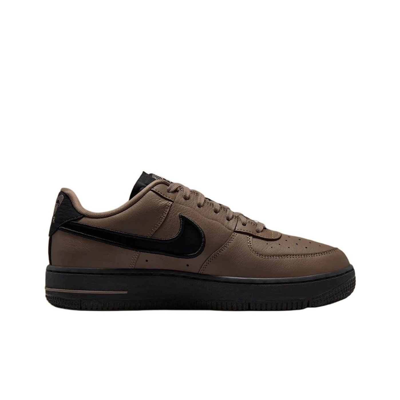 حذاء نايك إير فورس 1 للنساء من - مراجعة Nike Shoes Air Force 1 وسعره